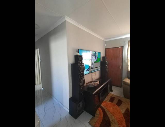 3 BEDROOM HOUSE FOR SALE IN DAWN PARK EXT